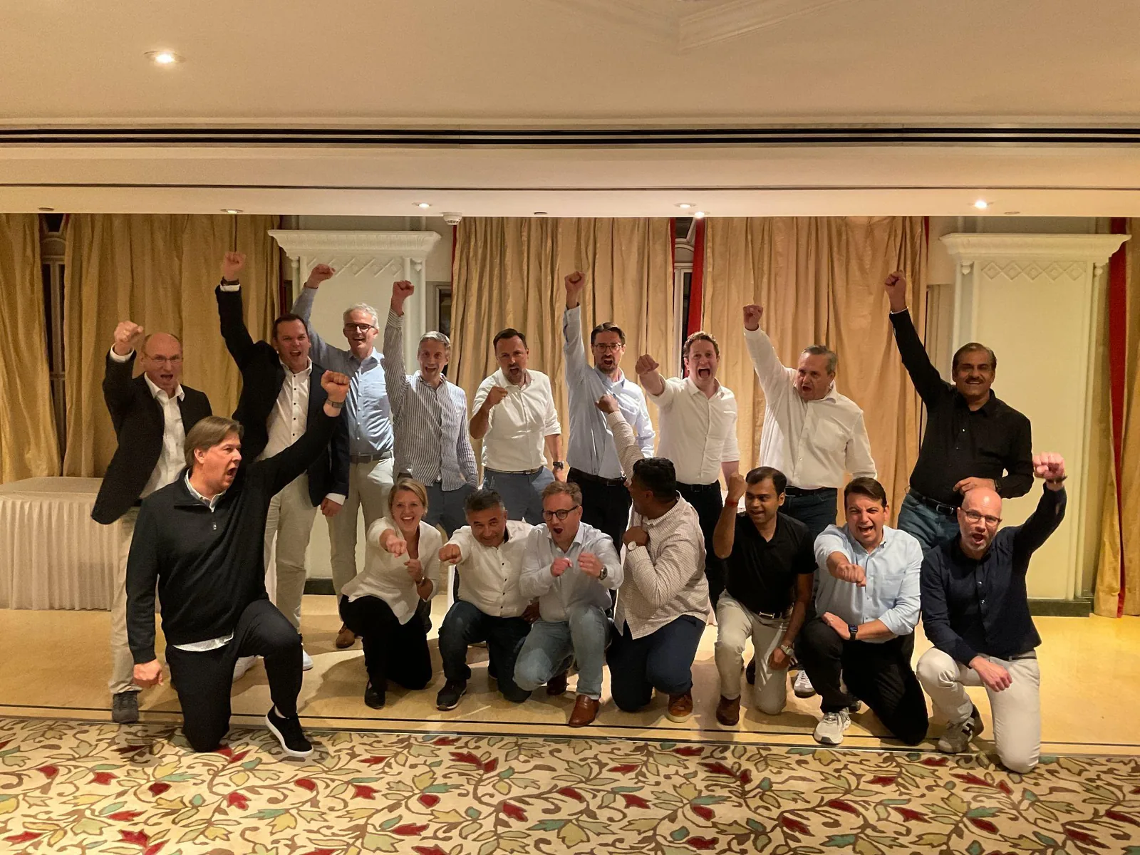 Siemens Global Leadership Experience - Colours of India Challenge in Mumbai