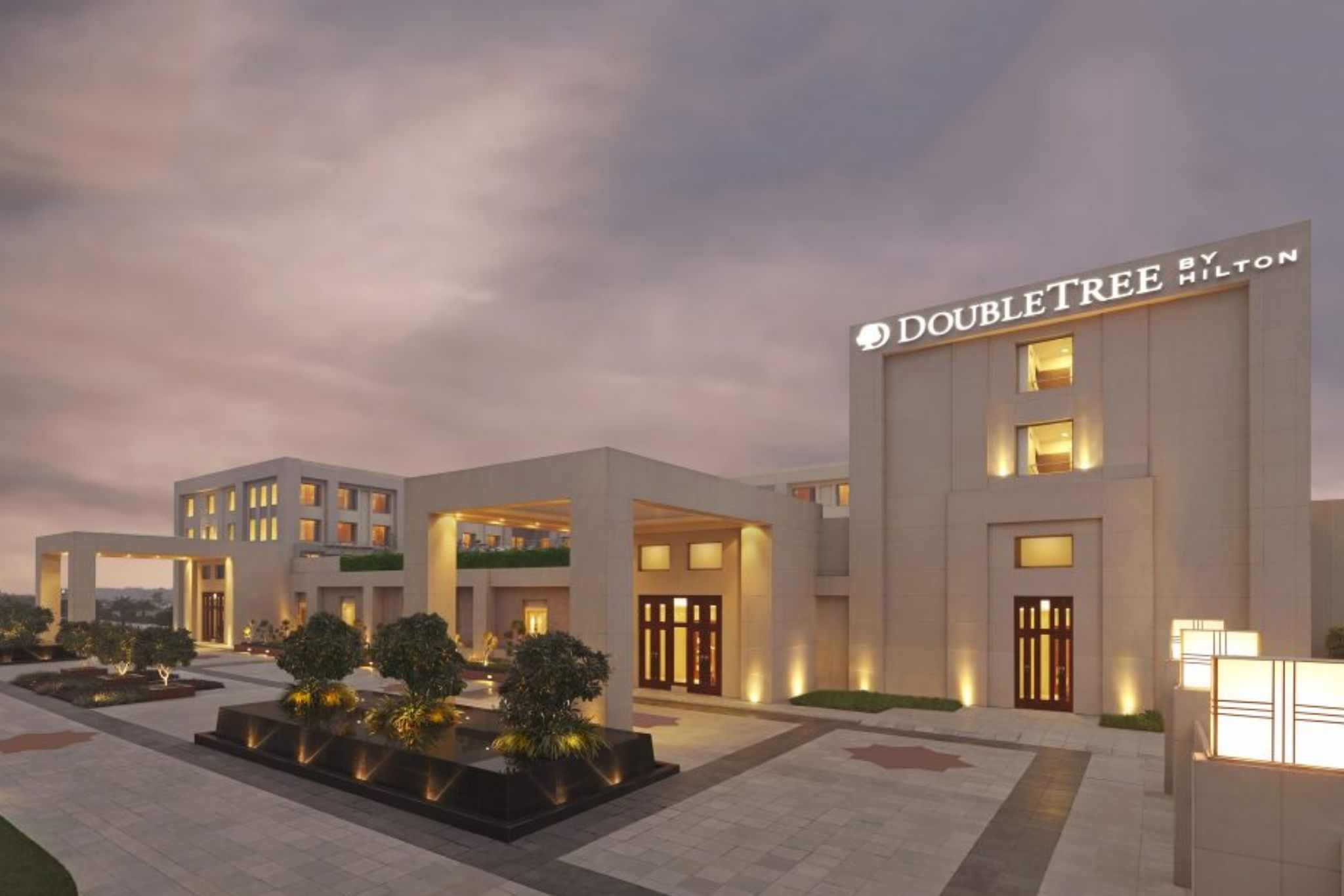DoubleTree by Hilton Agra